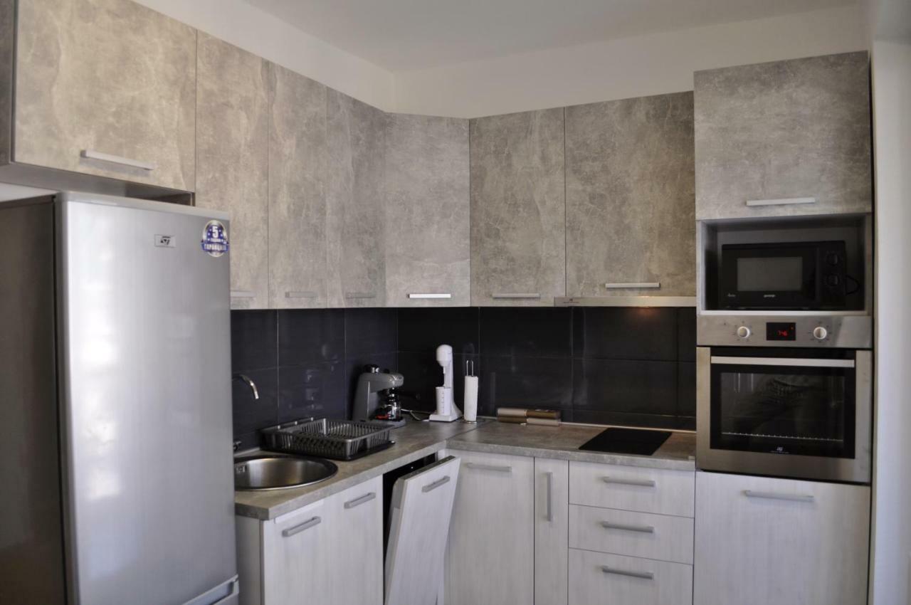 Center Apartments Скопие Екстериор снимка